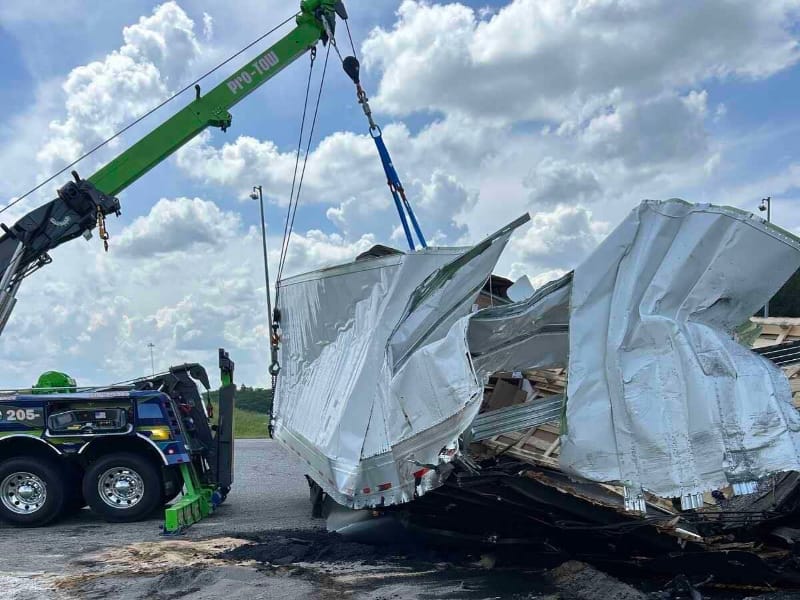 Hwy 78 tractor-trailer recovery